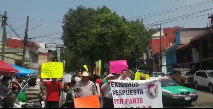 Segundo día de bloqueo en Avenida Rebsamen