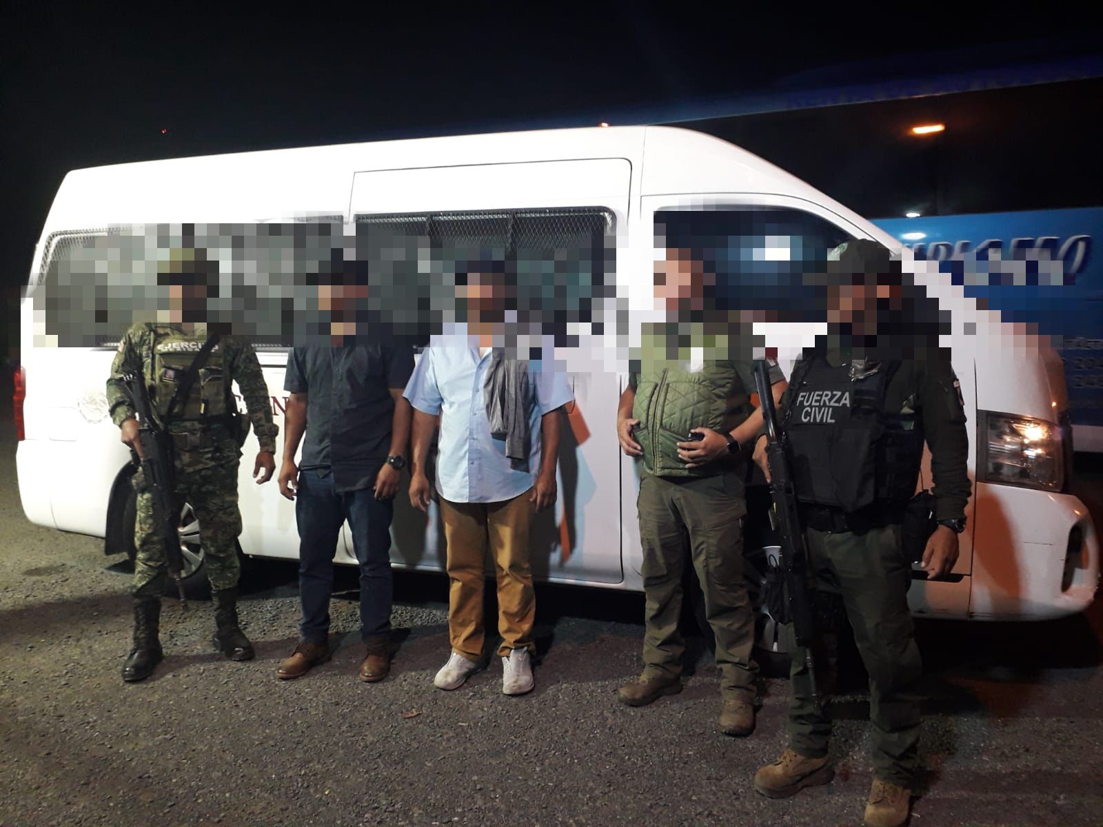 Aseguran 36 migrantes centroamericanos en Orizaba y Fortín