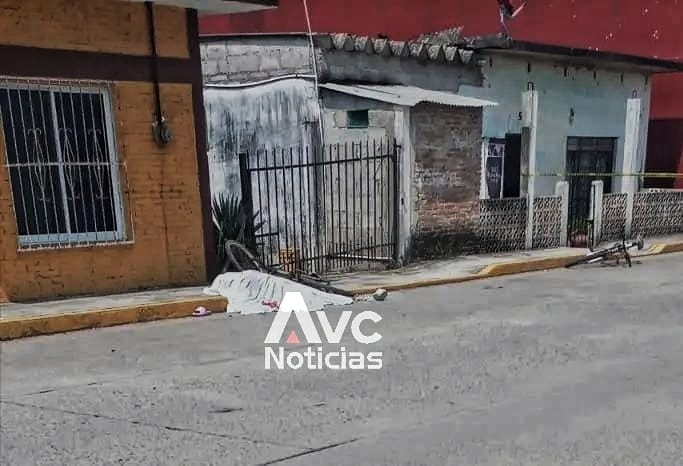 Asesinan a niña de 13 años cuando iba en su bicicleta en Tecolutla