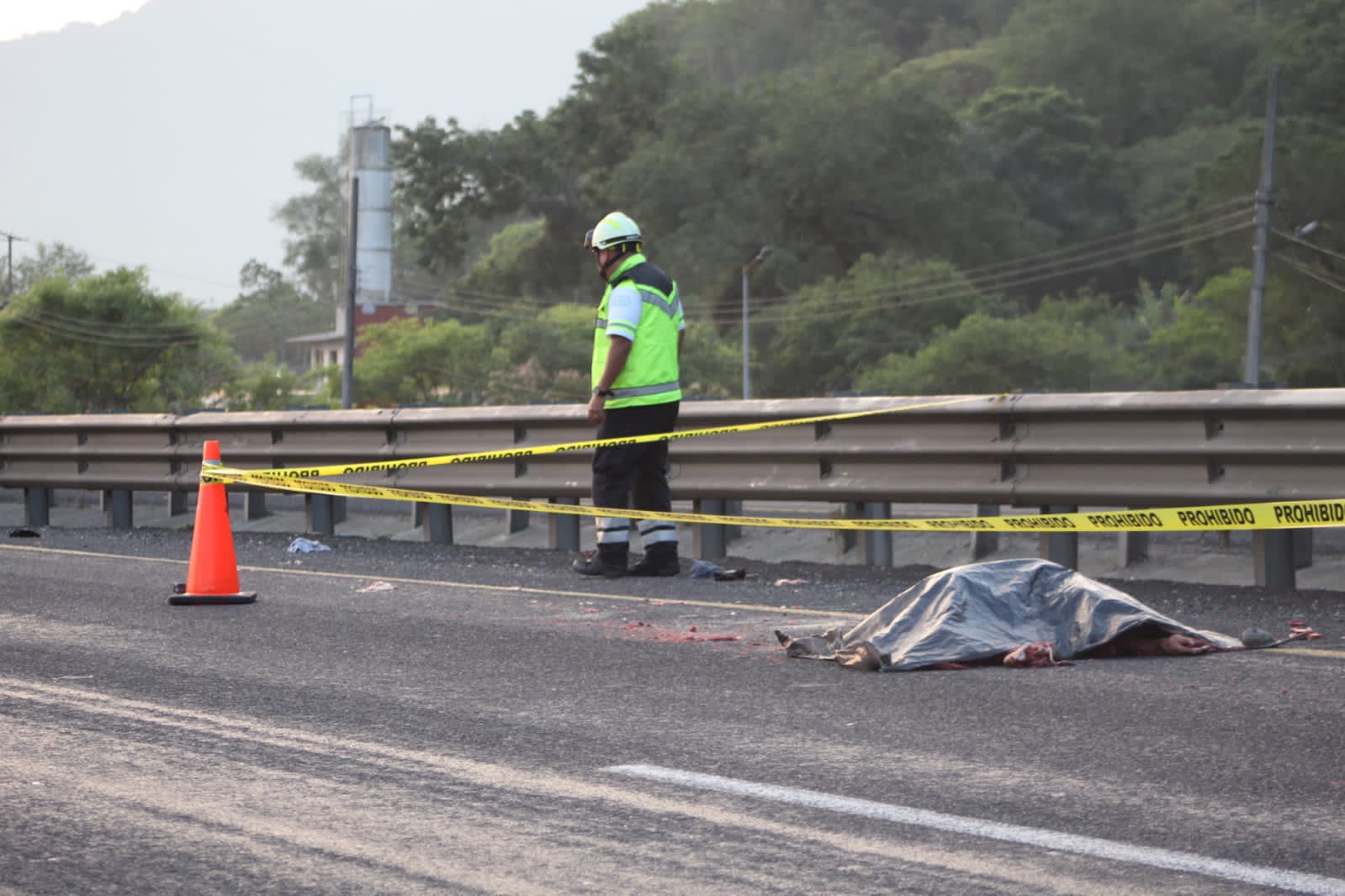 Motociclista atropellado y muerto en la autopista Orizaba-Ciudad Mendoza