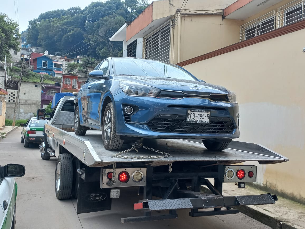 Localizan automóvil de la enfermera Yarazeth Zepeta, asesinada en Xalapa