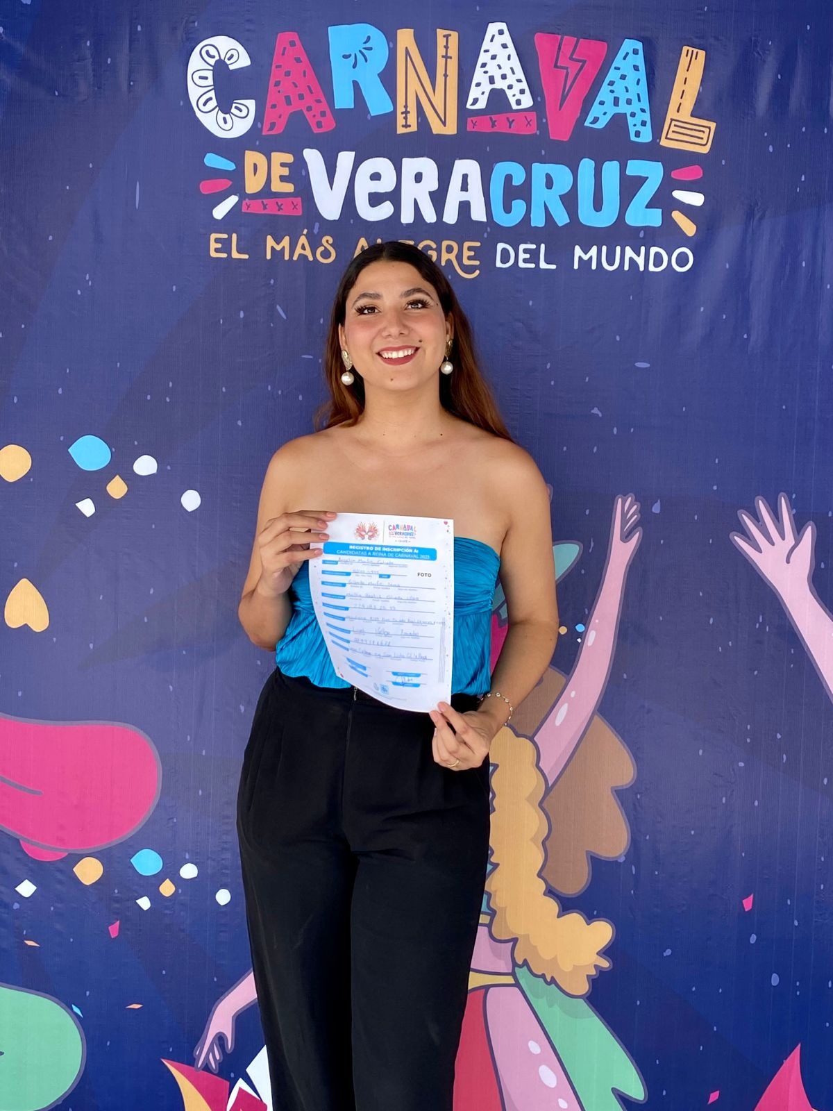 Angélica Morfín Estrada se inscribe como candidata a Reina del Carnaval de Veracruz