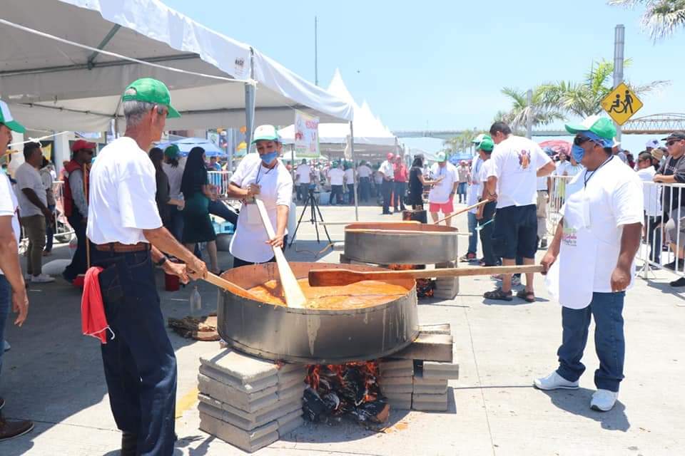 Alvarado preparará 11 toneladas de Arroz a la Tumbada este 28 de mayo
