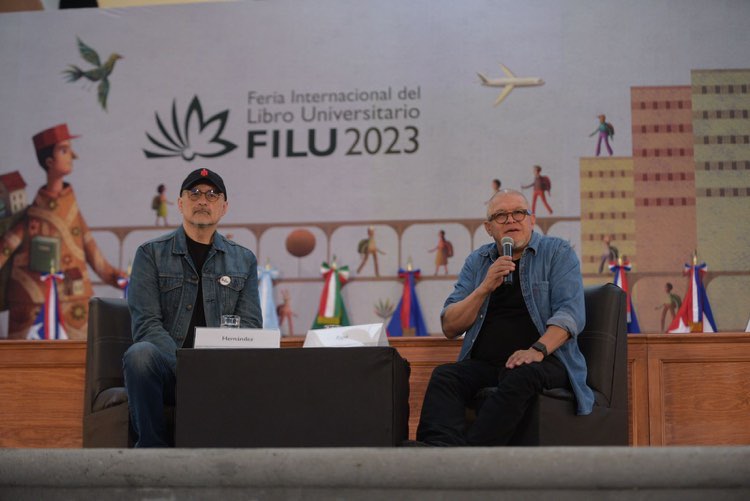 Los moneros se presentan en la FILU