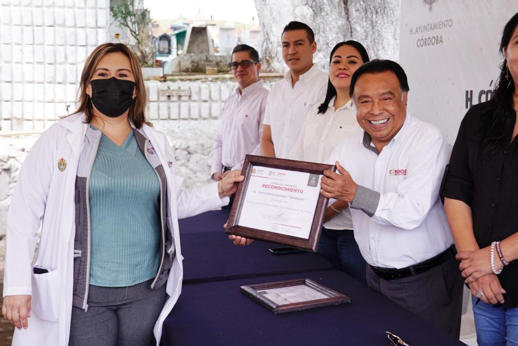 Jurisdicción Sanitaria recertifica 6 panteones de Córdoba como espacios Libres de Dengue