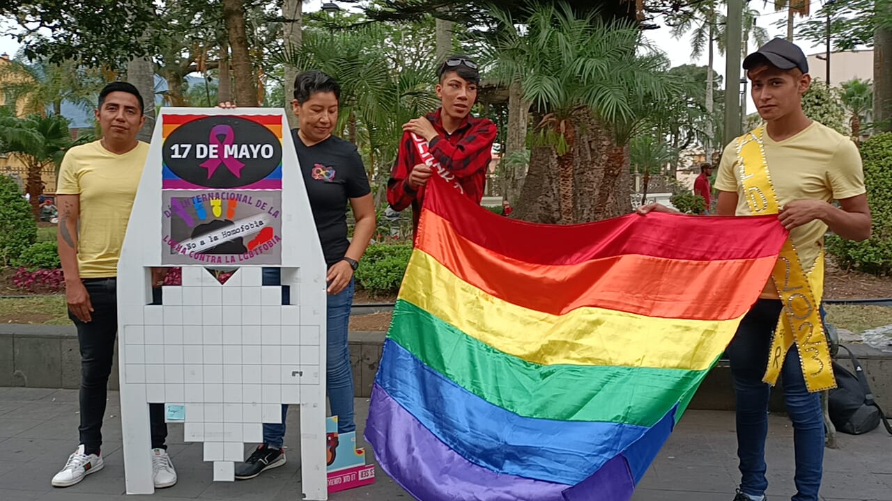 Comunidad LGBTTI exige respeto en el Día Internacional de la lucha contra la LGBT Fobia