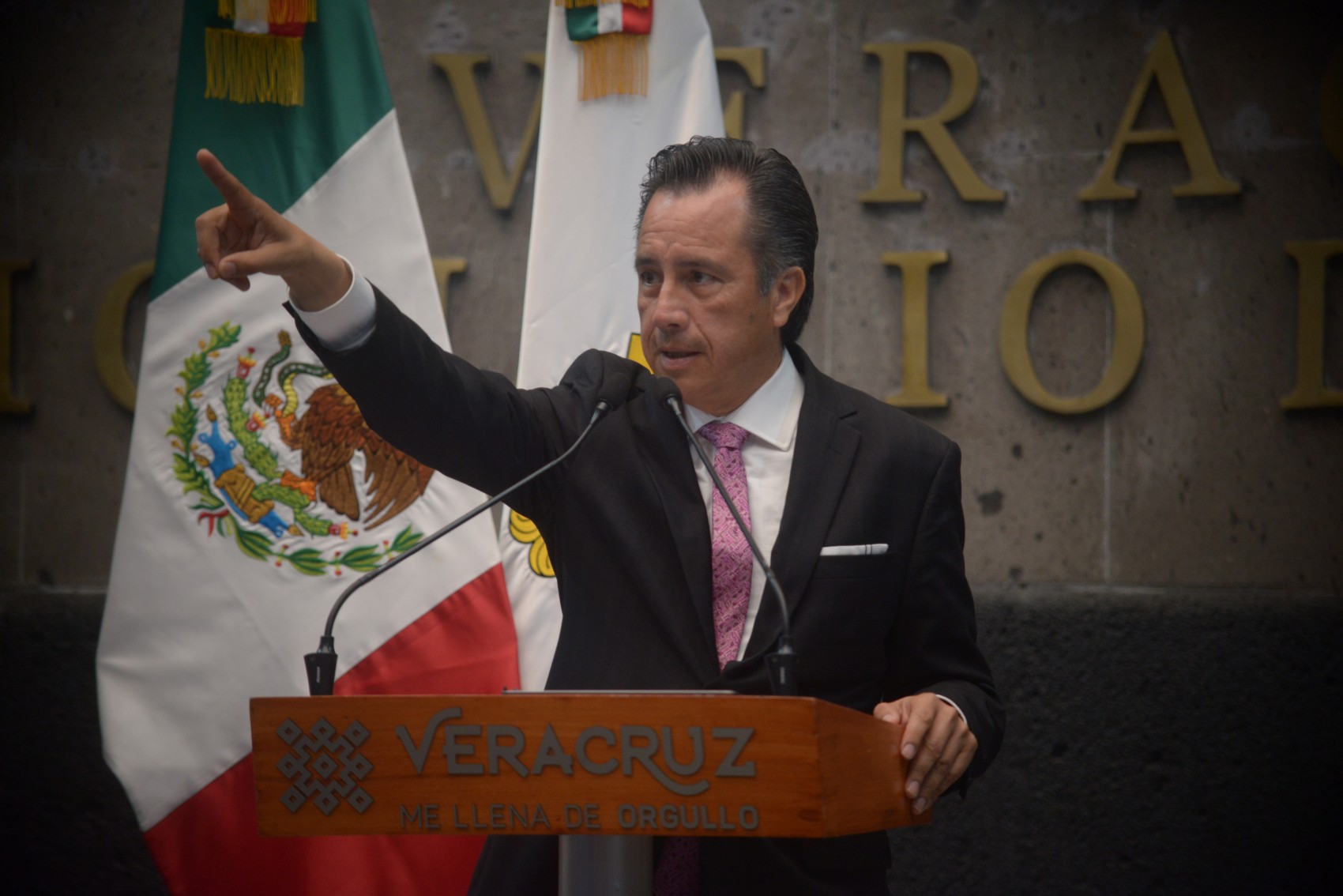 Gobierno federal apoyará al estado para el pago de incremento salarial al magisterio: Cuitláhuac