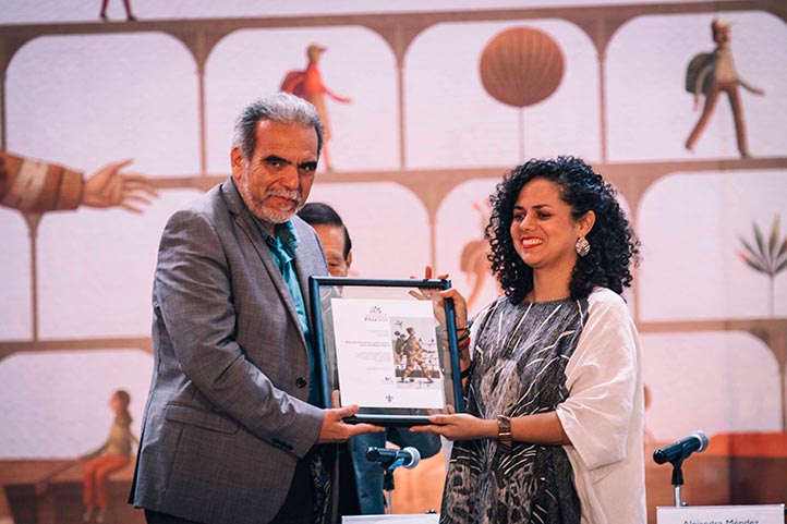Legado de Esther Hernández Palacios es una inspiración para la UV