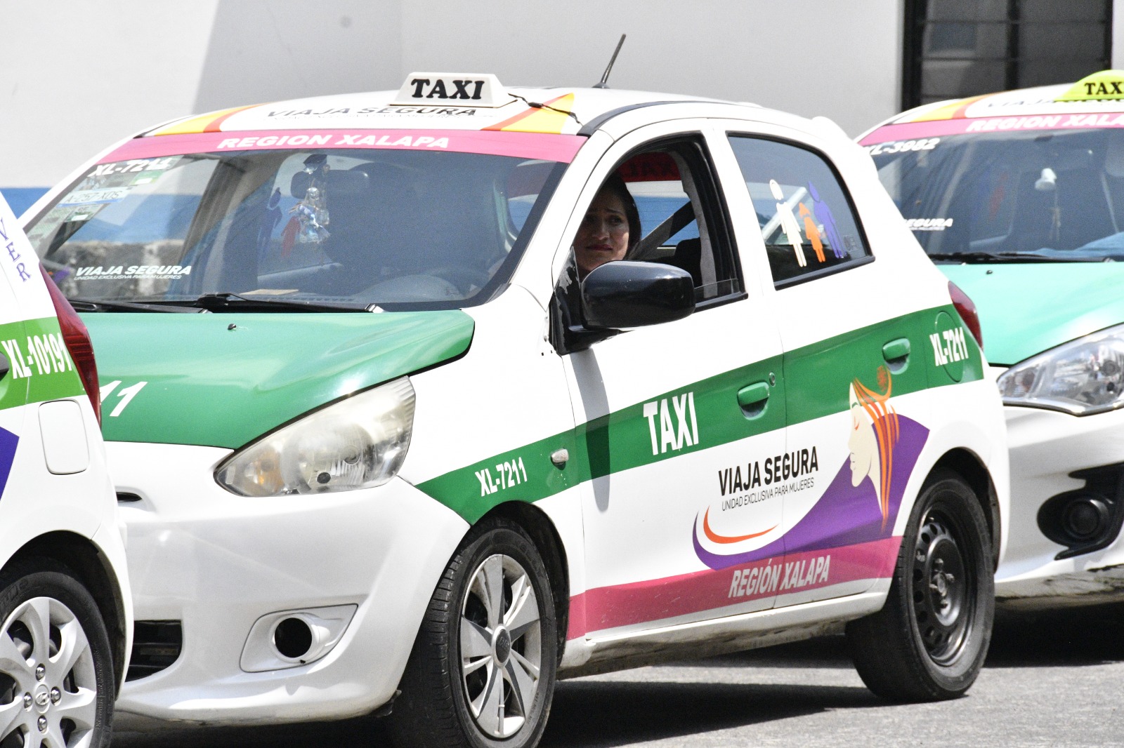 Más de 140 mil concesionarios de taxi, a la expectativa de incremento de 15 % a tarifas