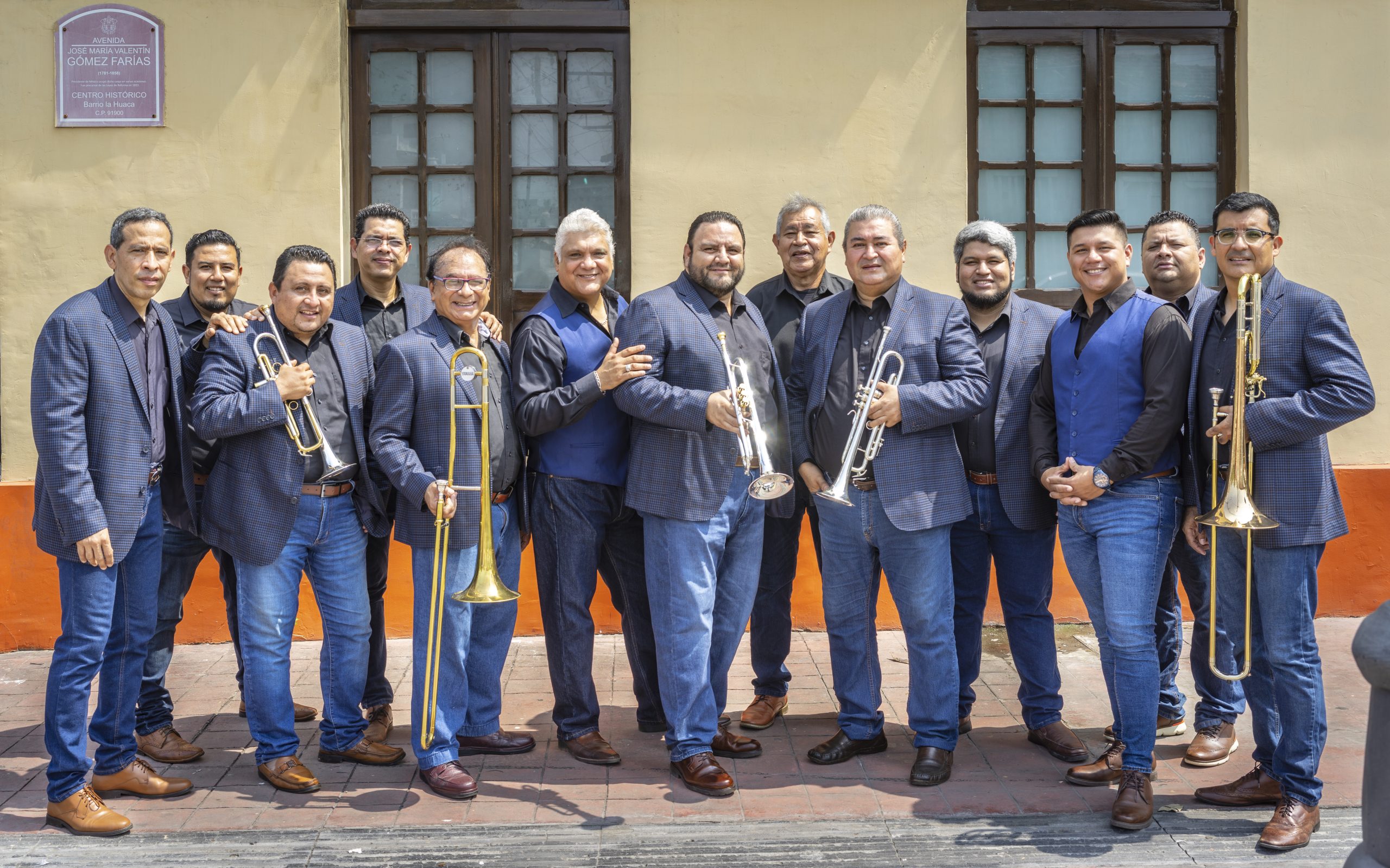 Algunos políticos se «disfrazan» de indígenas y afrodescendientes para llegar al poder: Diputado