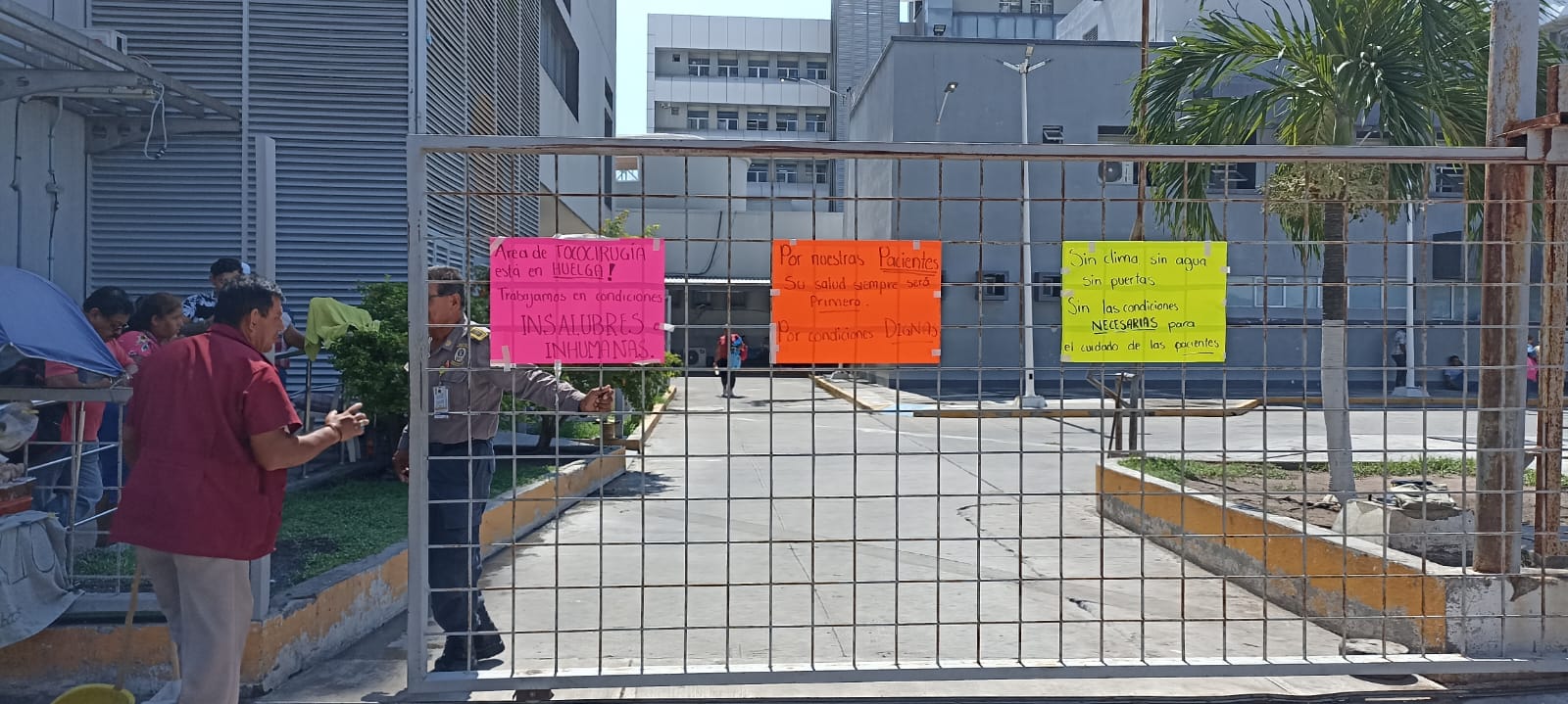 Estamos en condiciones insalubres e inhumanas: Trabajadores del Hospital de Veracruz