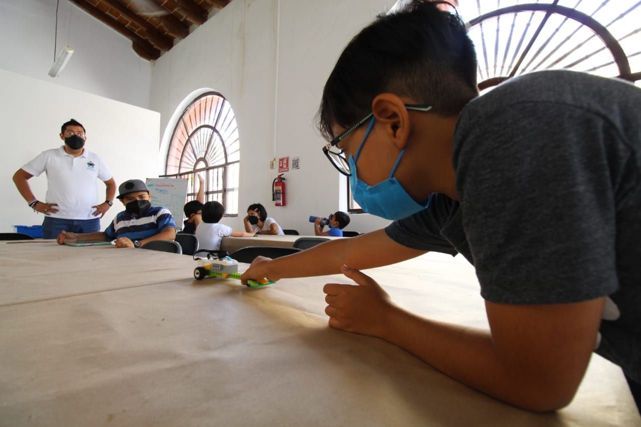 Presenta IVEC los talleres del MECCVER 2023 en el Centro Cultural Atarazanas