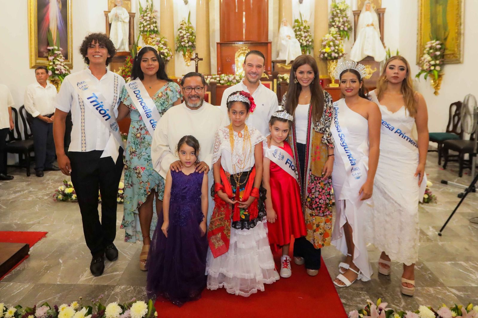 Acompaña Alcalde JM Unánue a boqueños en la procesión de la señora de Santa Ana