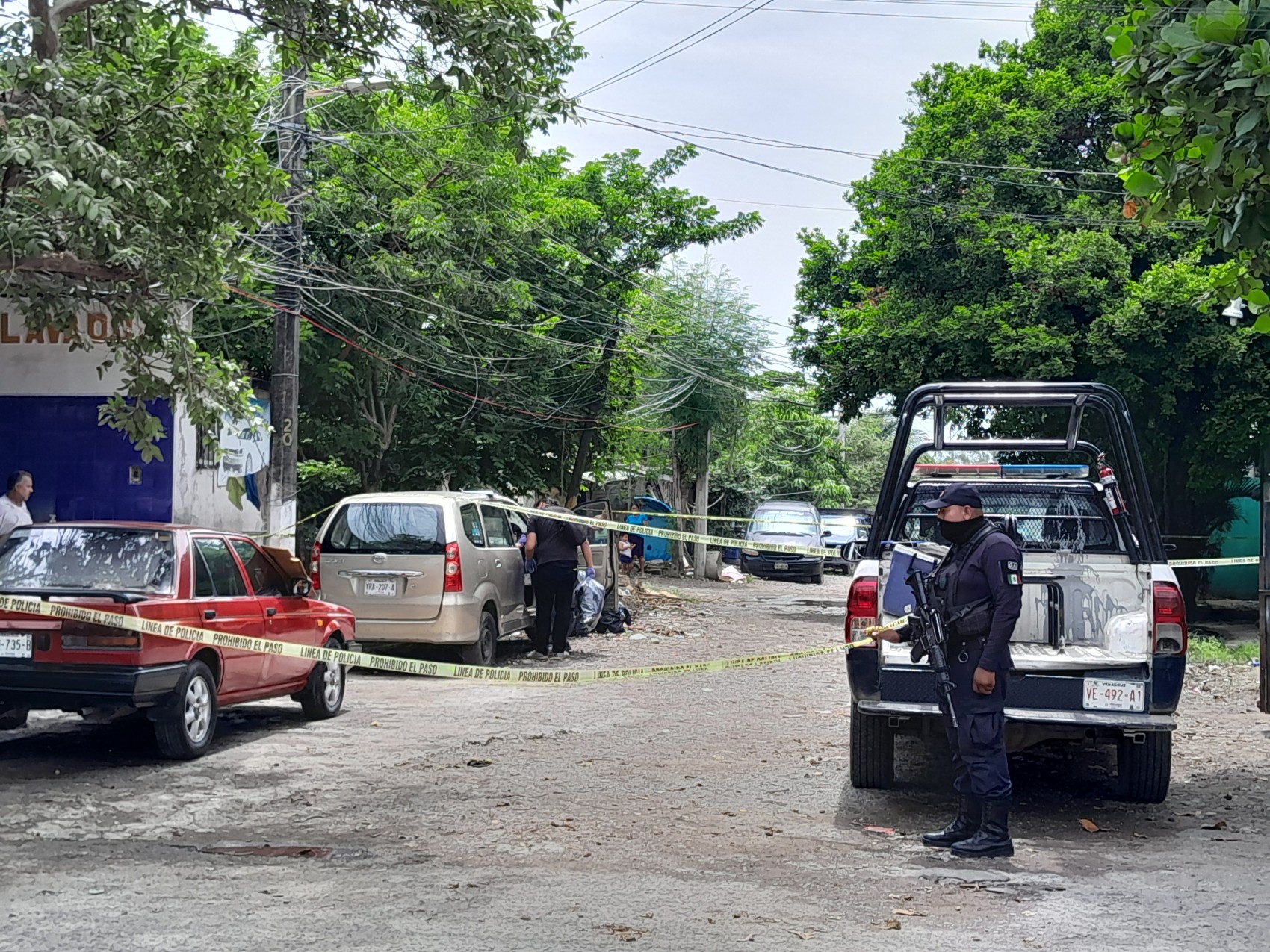Hombre es encontrado sin vida en el interior de camioneta en Veracruz puerto