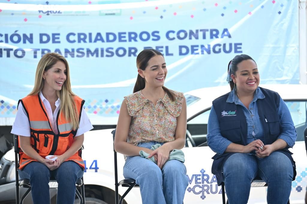 Inicia alcaldesa el Programa de Fumigación y Descacharrización en colonias de Veracruz