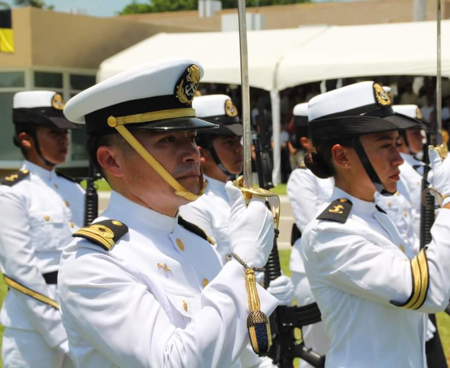 Egresan 162 cadetes de la Heroica Escuela Naval Militar de Antón Lizardo