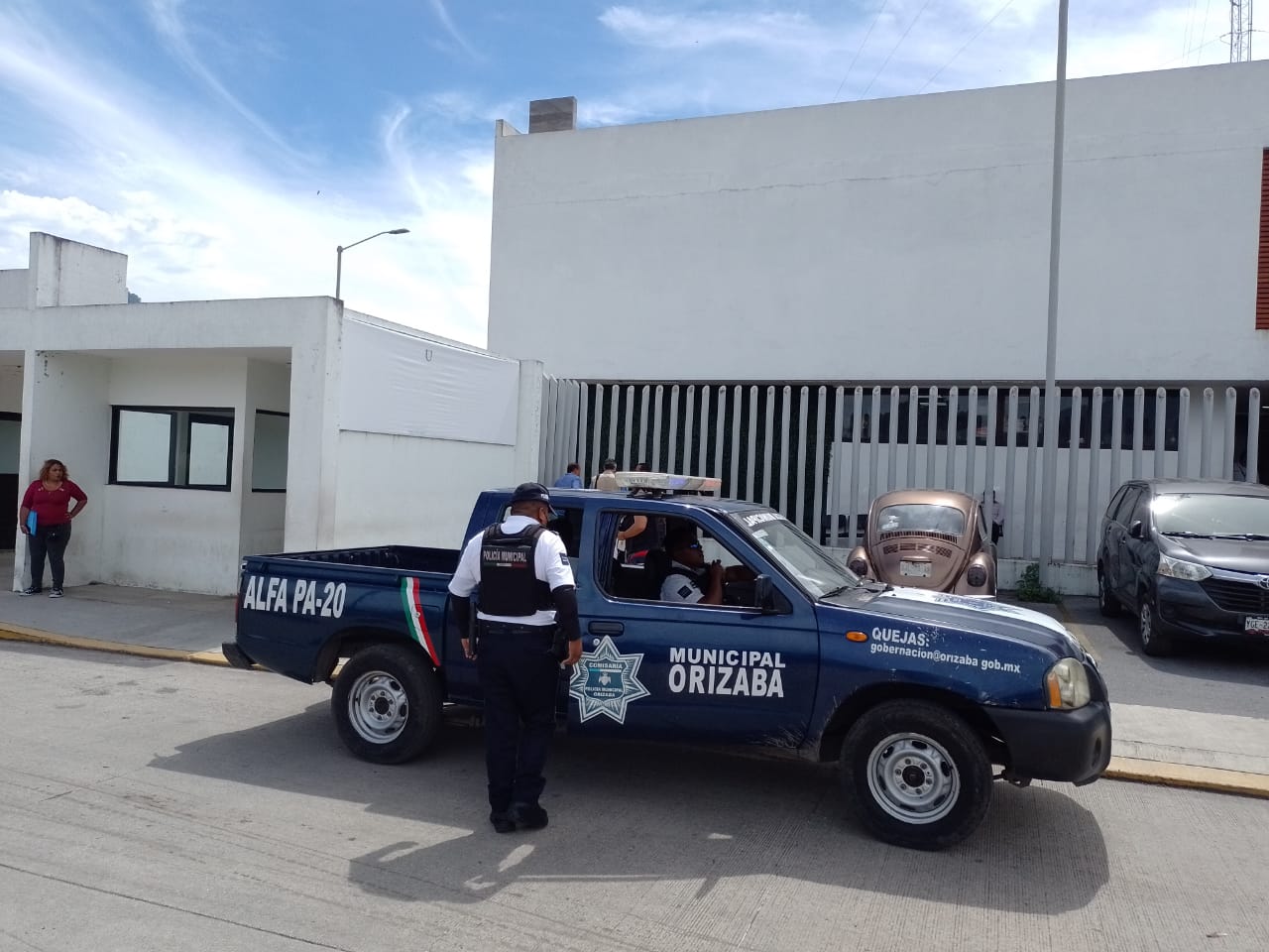 Roban computadora de auto en centro de Orizaba