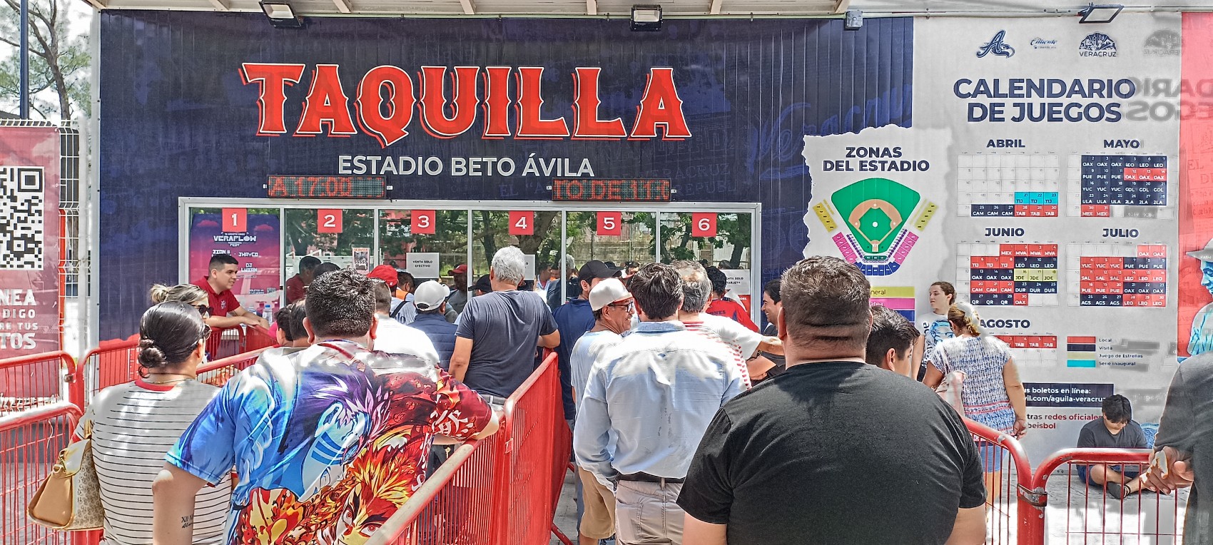 Abarrotan taquilla del Beto Ávila para el primer juego entre El Águila de Veracruz y Leones de Yucatán