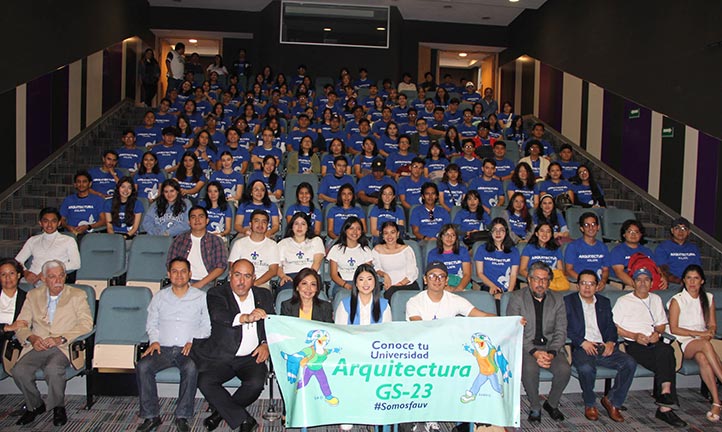 UV tiene prestigio y una gran historia: alumnos de nuevo ingreso