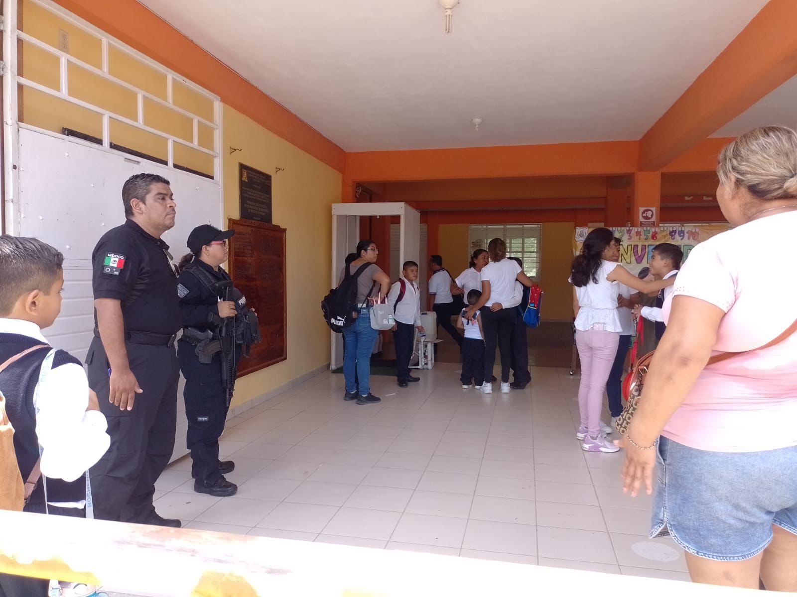 Refuerzan acciones para prevenir delitos en escuelas de Tihuatlán