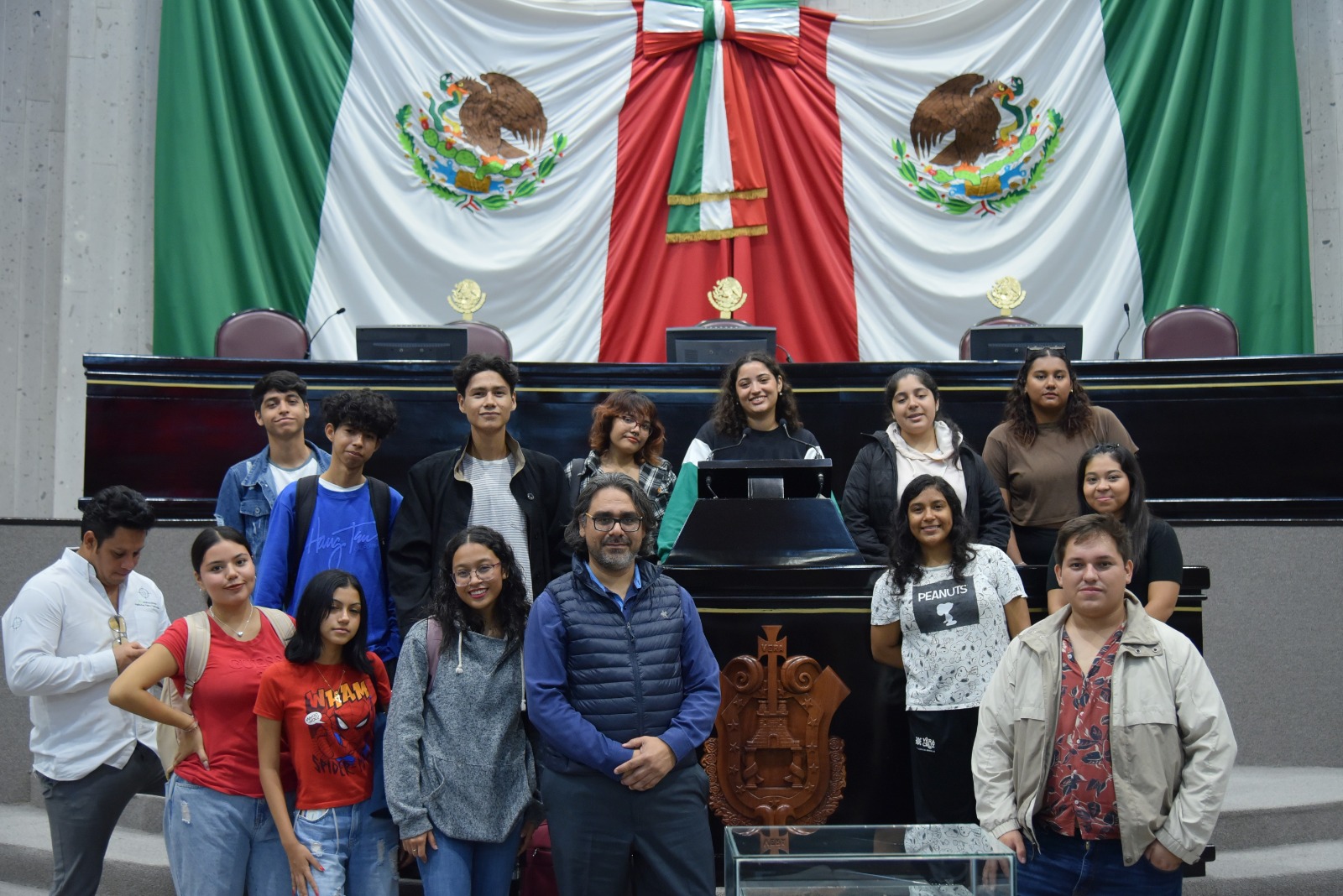 Congreso recibe a estudiantes de Arquitectura