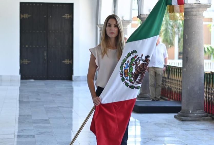 Invita la alcaldesa Paty Lobeira de Yunes a veracruzanos a dar el grito en el zócalo