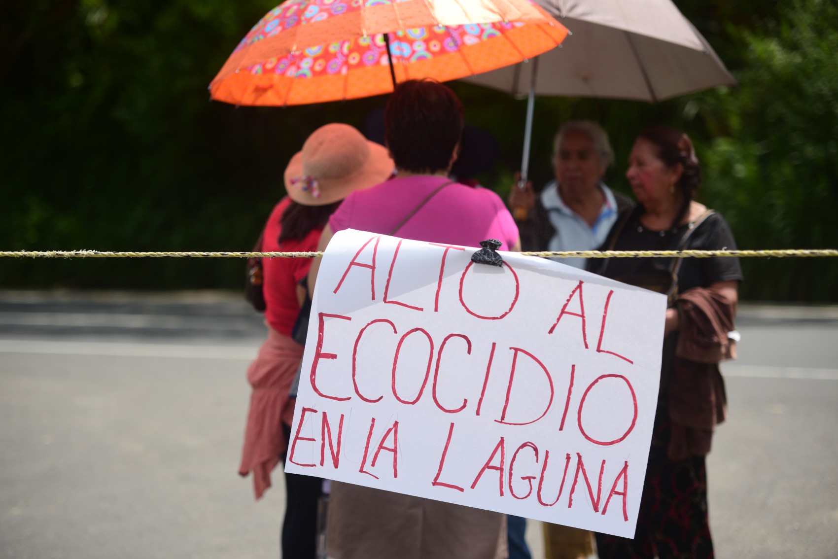 Habitantes de La Laguna liberan el bulevar Xalapa-Coatepec