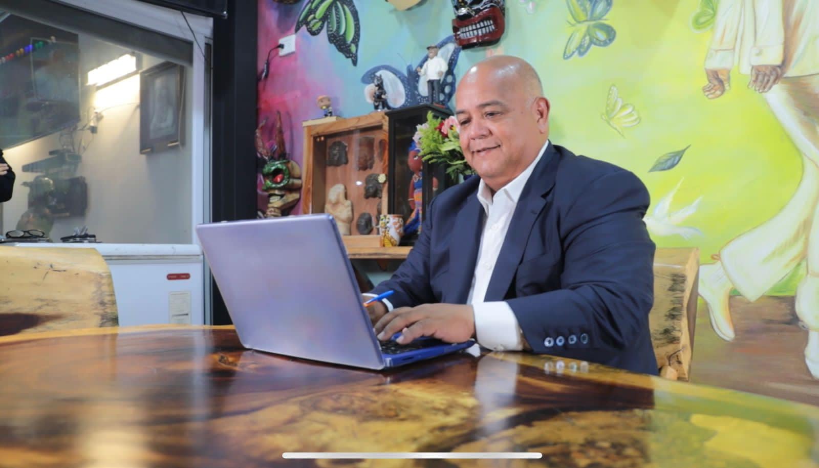 Eric Cisneros, secretario de gobierno confirma su renuncia