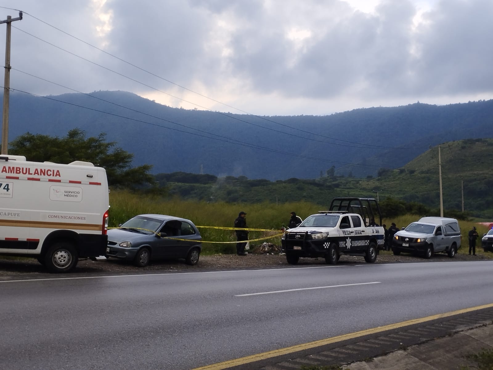 Hombre fallece a bordo de un auto particular en la autopista Orizaba-Puebla