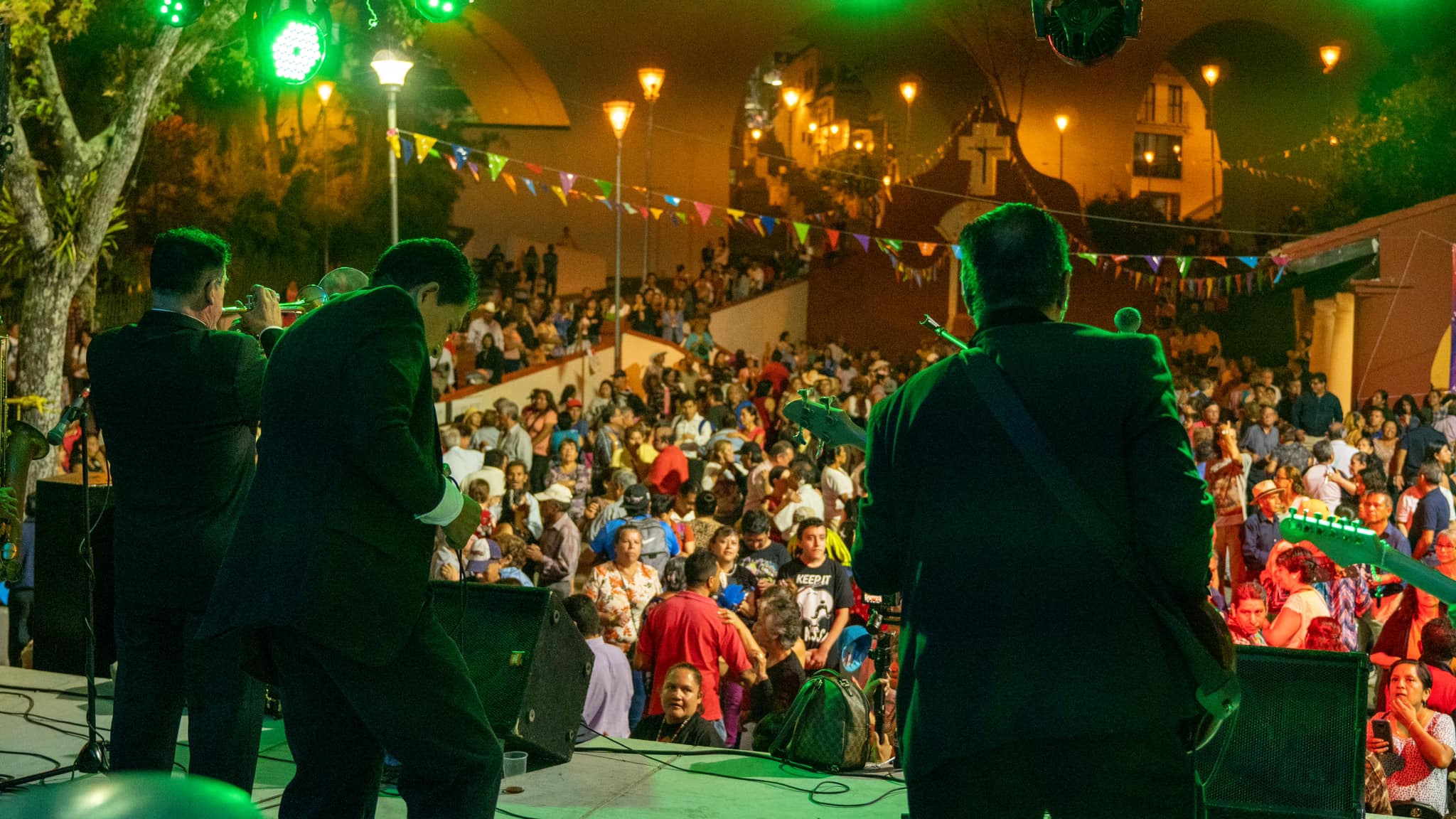 Tres días de salsa en el Barrio Mágico de Xallitic