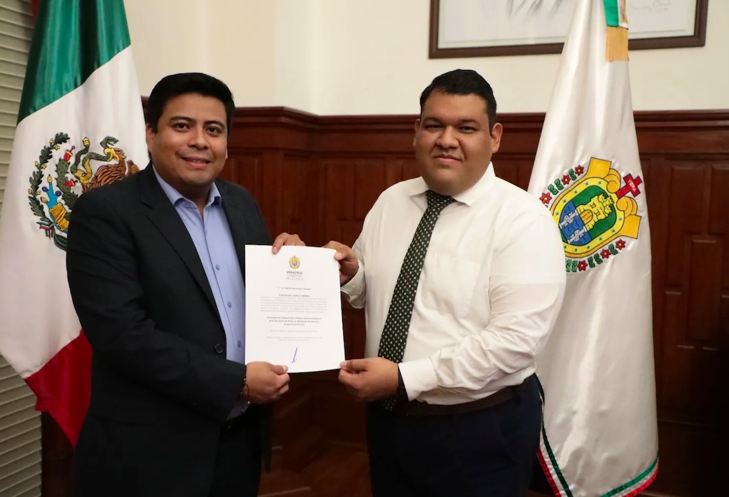 Nuevos encargados de despacho en la Segob y SEV no cumplen requisitos para ser titulares