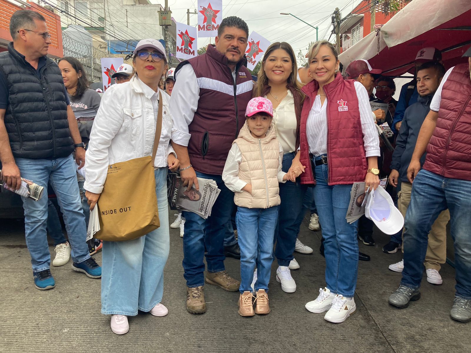 Zenyazen inicia campaña en Xalapa, reconoce que podría regresar a la SEV