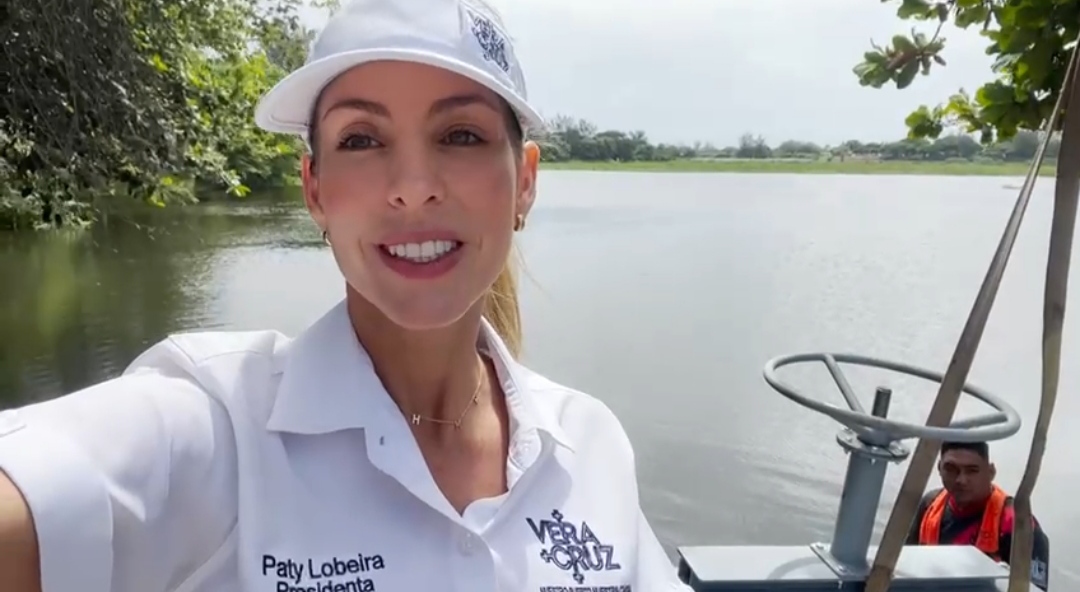 Supervisa la alcaldesa Paty Lobeira de Yunes la instalación de nuevas compuertas en la Laguna Lagartos