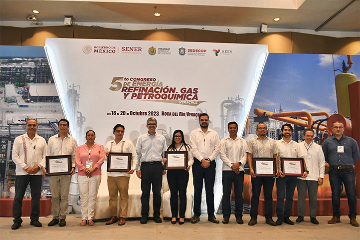 Investigadores UV, reconocidos por patentes innovadoras