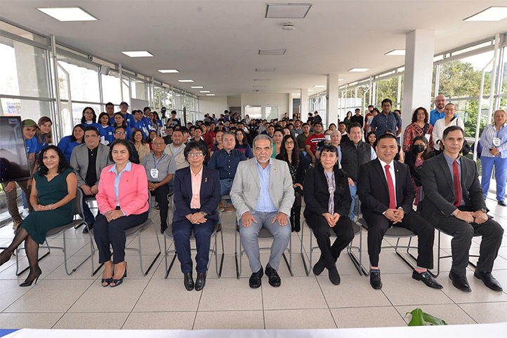 ANIEI reconoció a la UV por calidad internacional de sus PE