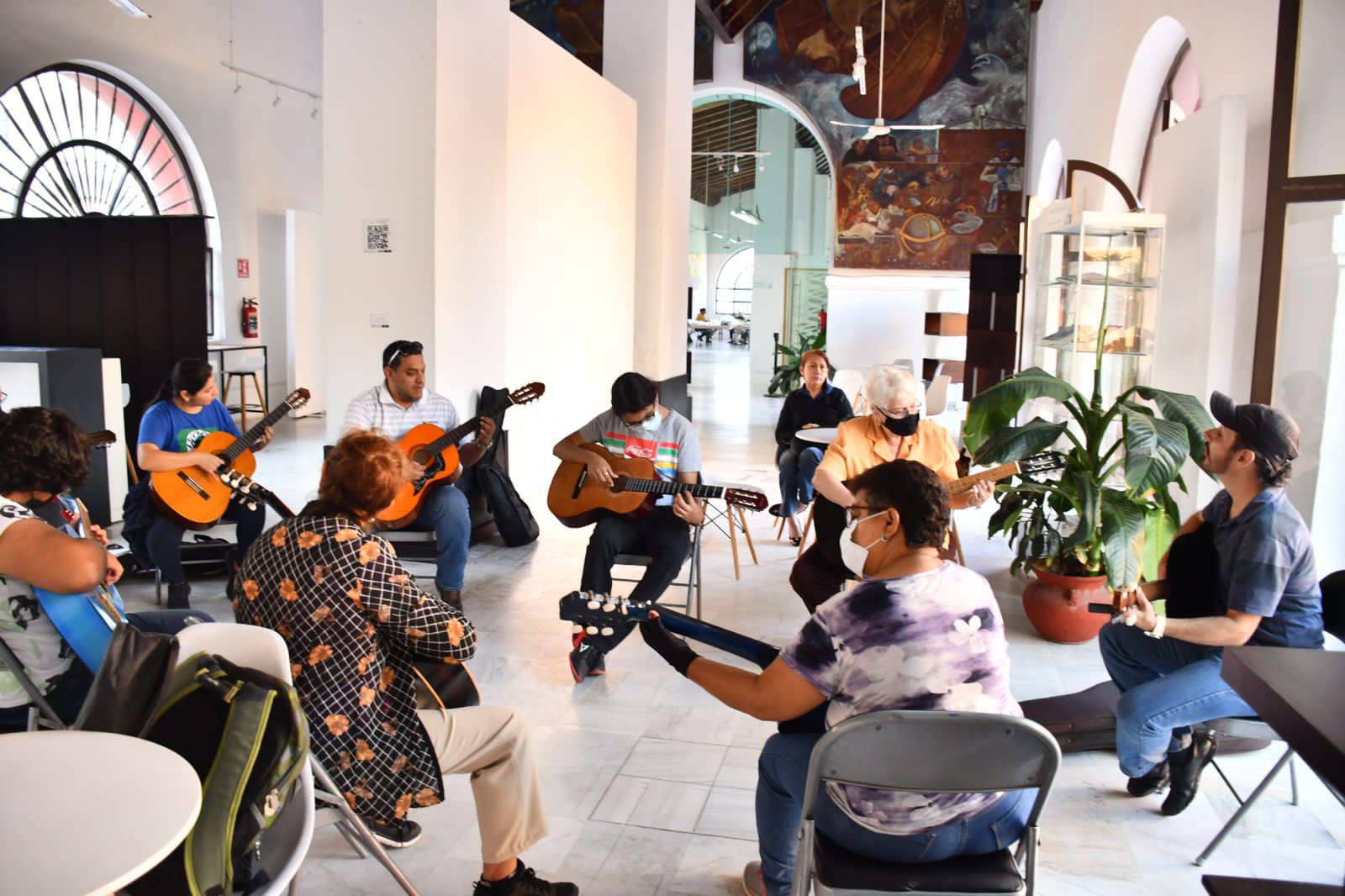 Estas invitado a participar en los talleres de noviembre del Centro Cultural Atarazanas
