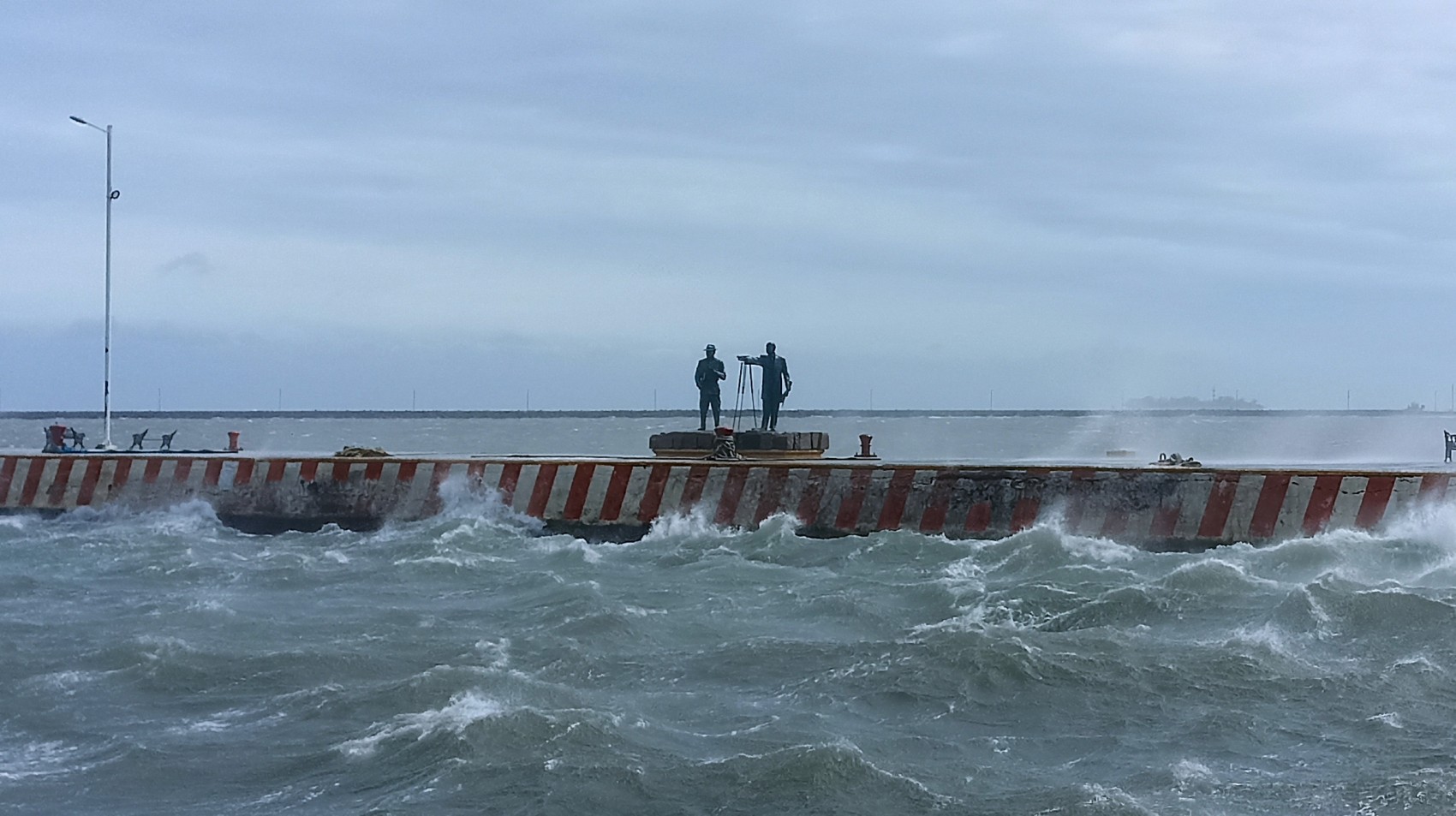 Nortes agravan situación de pescadores veracruzanos, paralizan la actividad hasta una semana