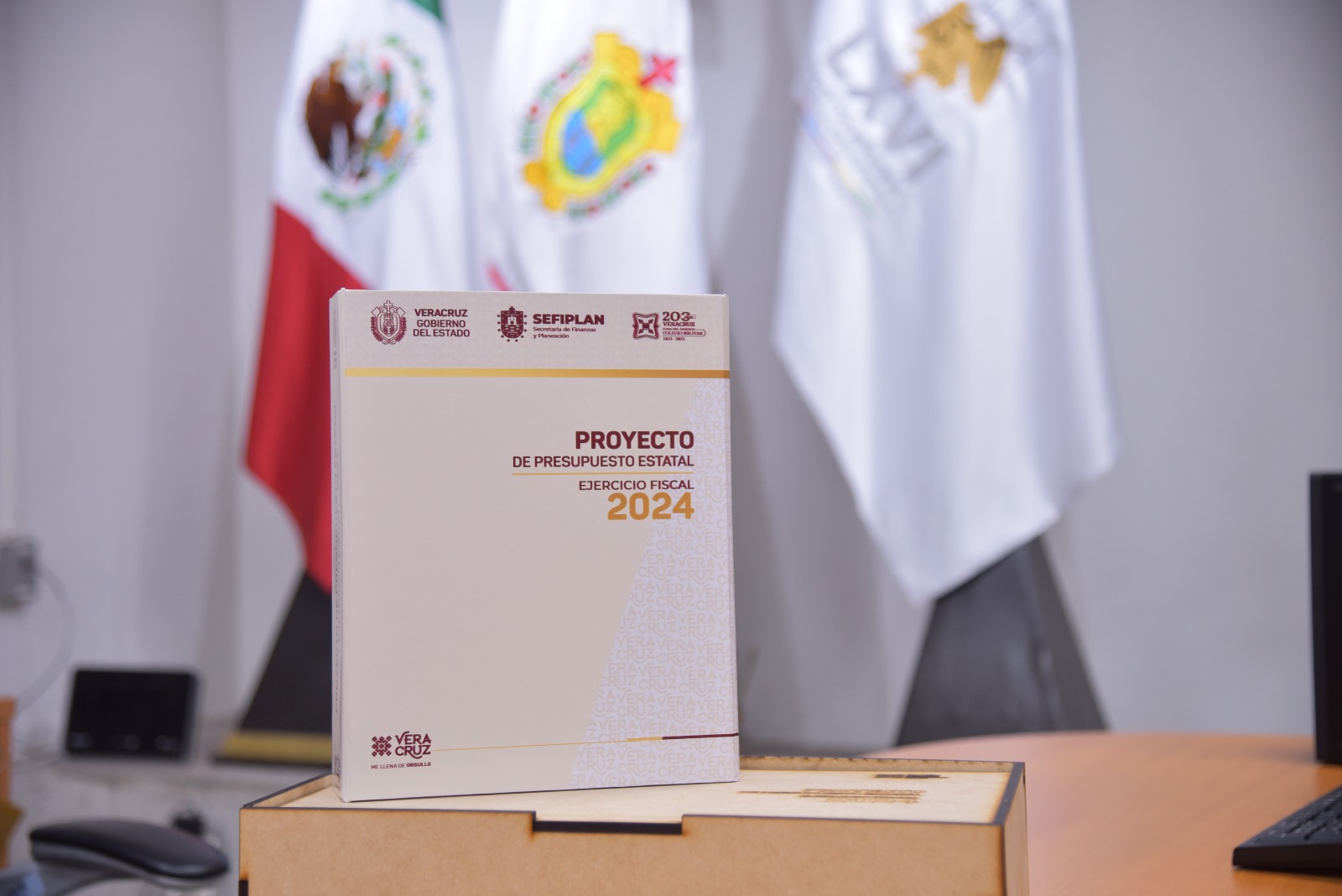 Presupuesto 2024, por debajo de lo solicitado por UV y OPLE