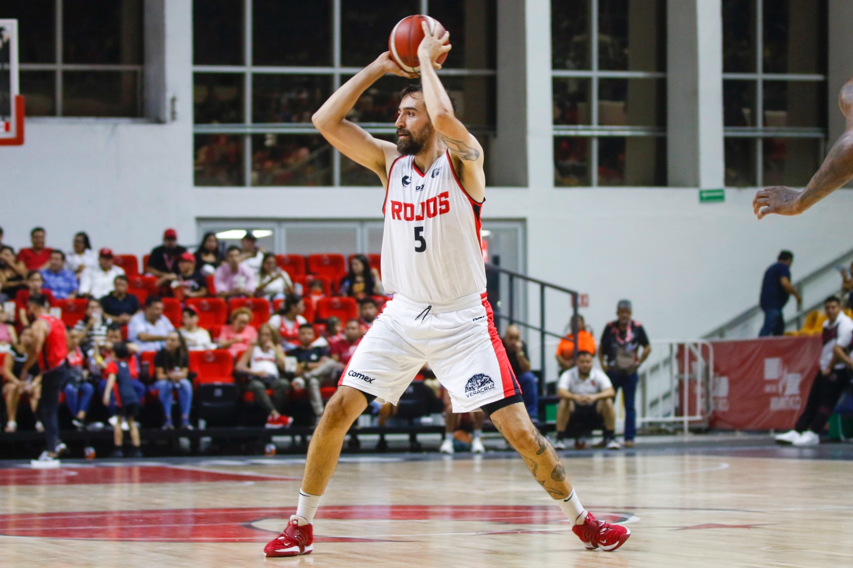 Joaquín Villanueva anuncia su retiro del baloncesto