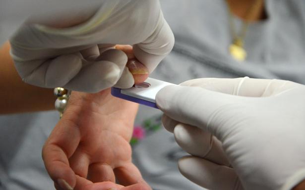 Niña con VIH y tuberculosis lleva dos meses sin tratamiento por desabasto en Capacits Veracruz