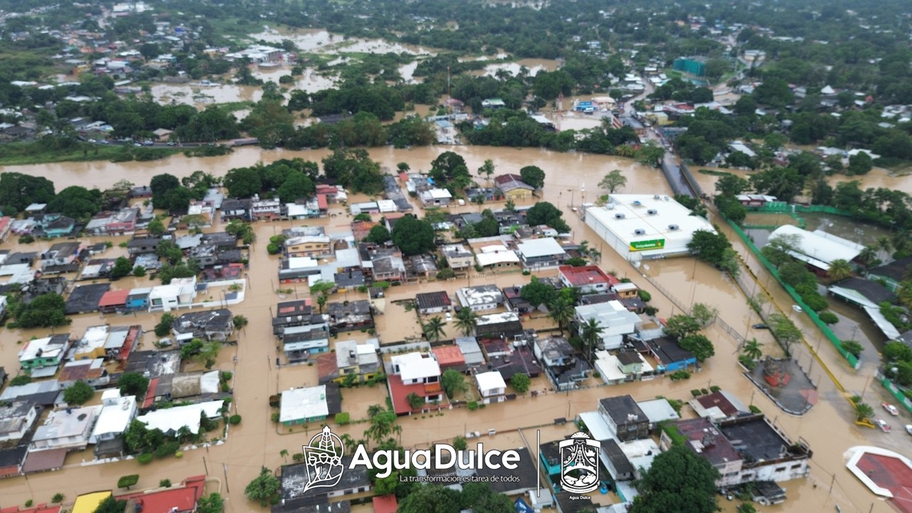 Ordena Cuitláhuac García todo el apoyo de su gobierno a Noé Castillo, ante la grave inundación