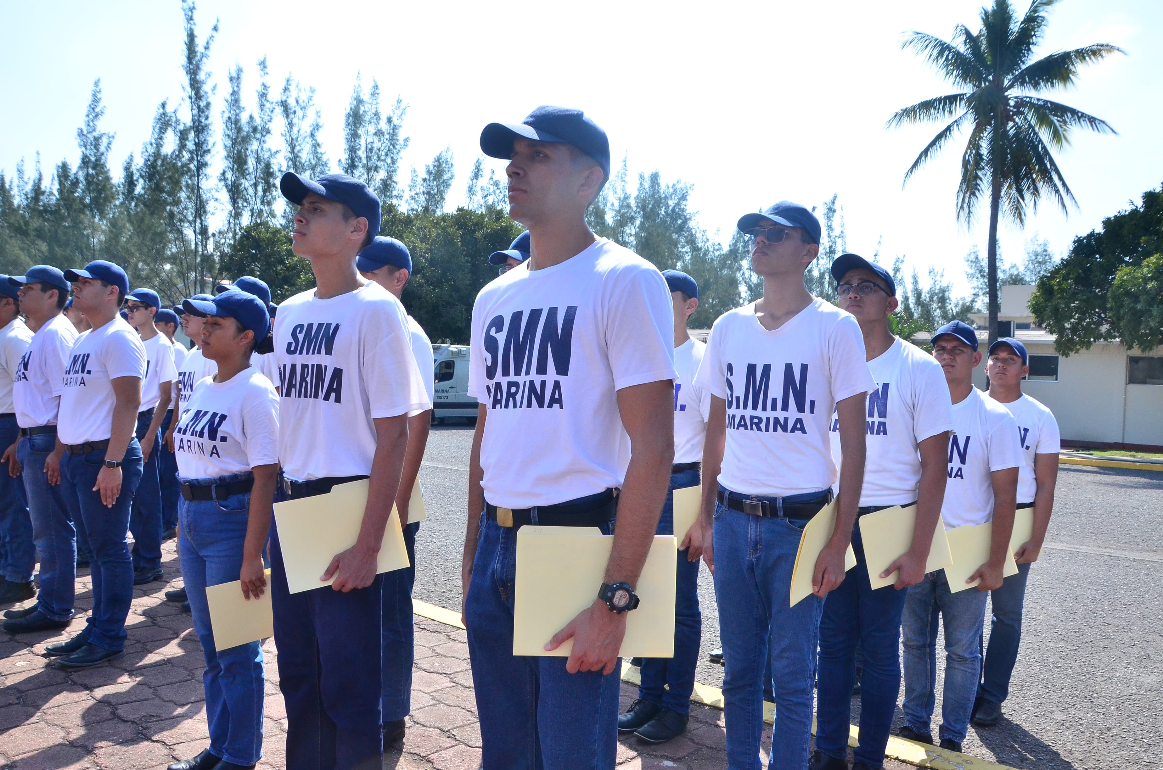 Concluyen el Servicio Militar Nacional 198 marineros infantes de Marina y dos mujeres voluntarias