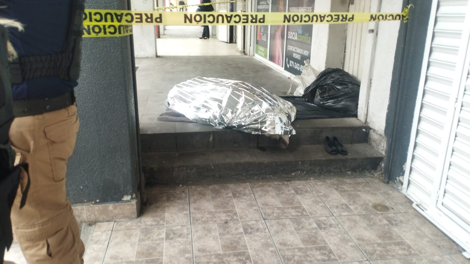 Mujer en condición de calle muere frente al palacio municipal de Ciudad Mendoza