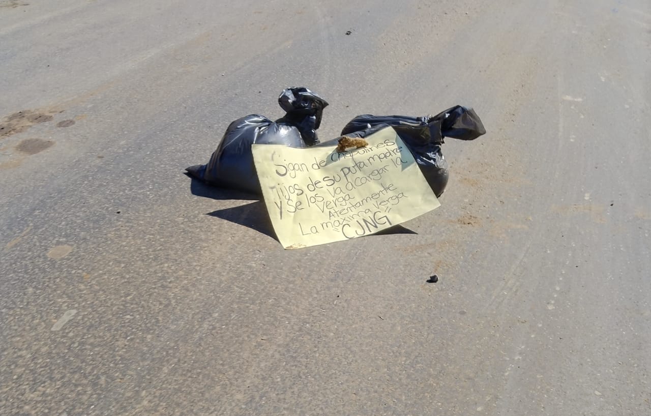 Abandonan cuerpo desmembrado sobre la carretera federal Omealca-Tezonapa