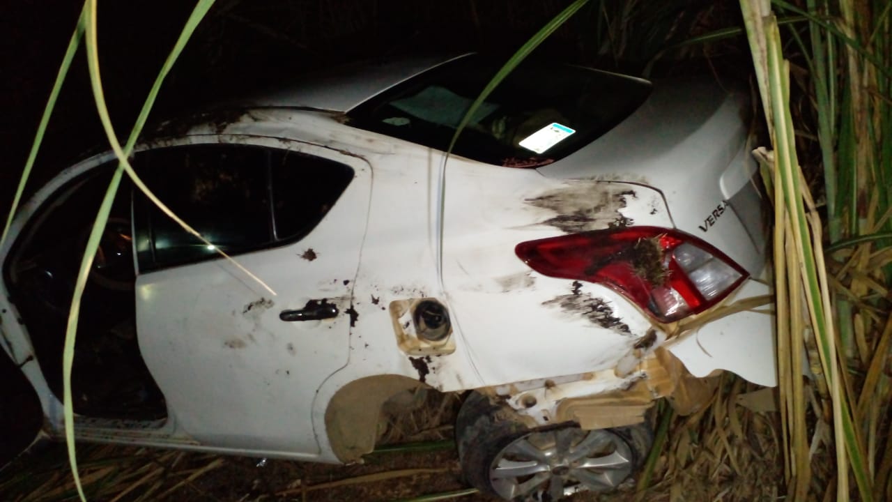 Dos turistas lesionados en volcadura de auto particular en la carretera federal Córdoba-Veracruz