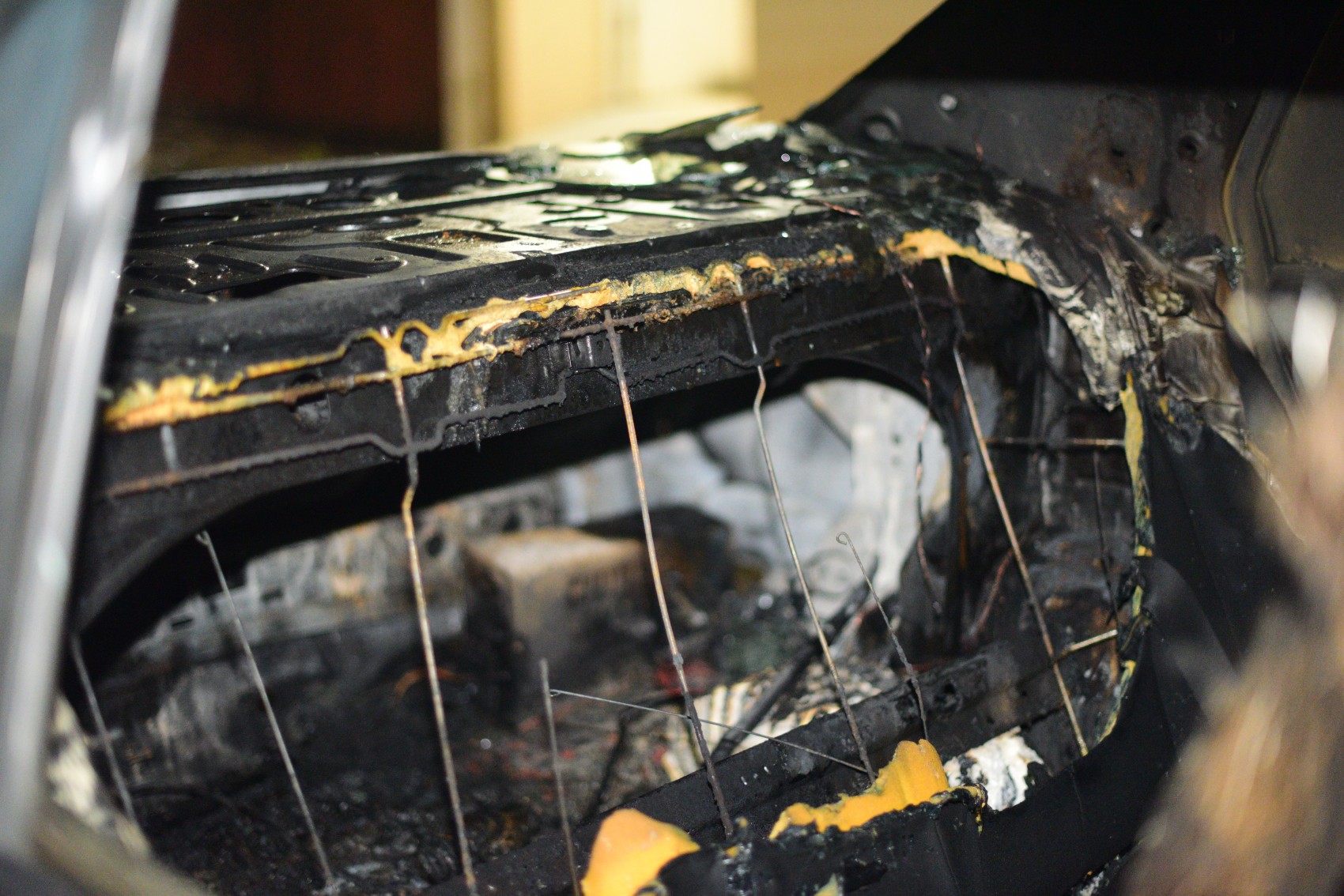 Se incendian dos vehículos en colonia de Veracruz