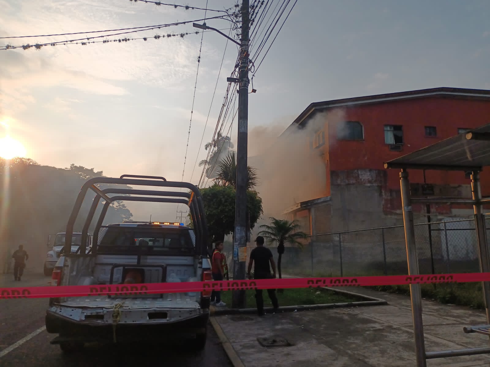 Se incendia habitación del hotel Fortín, no hay lesionados
