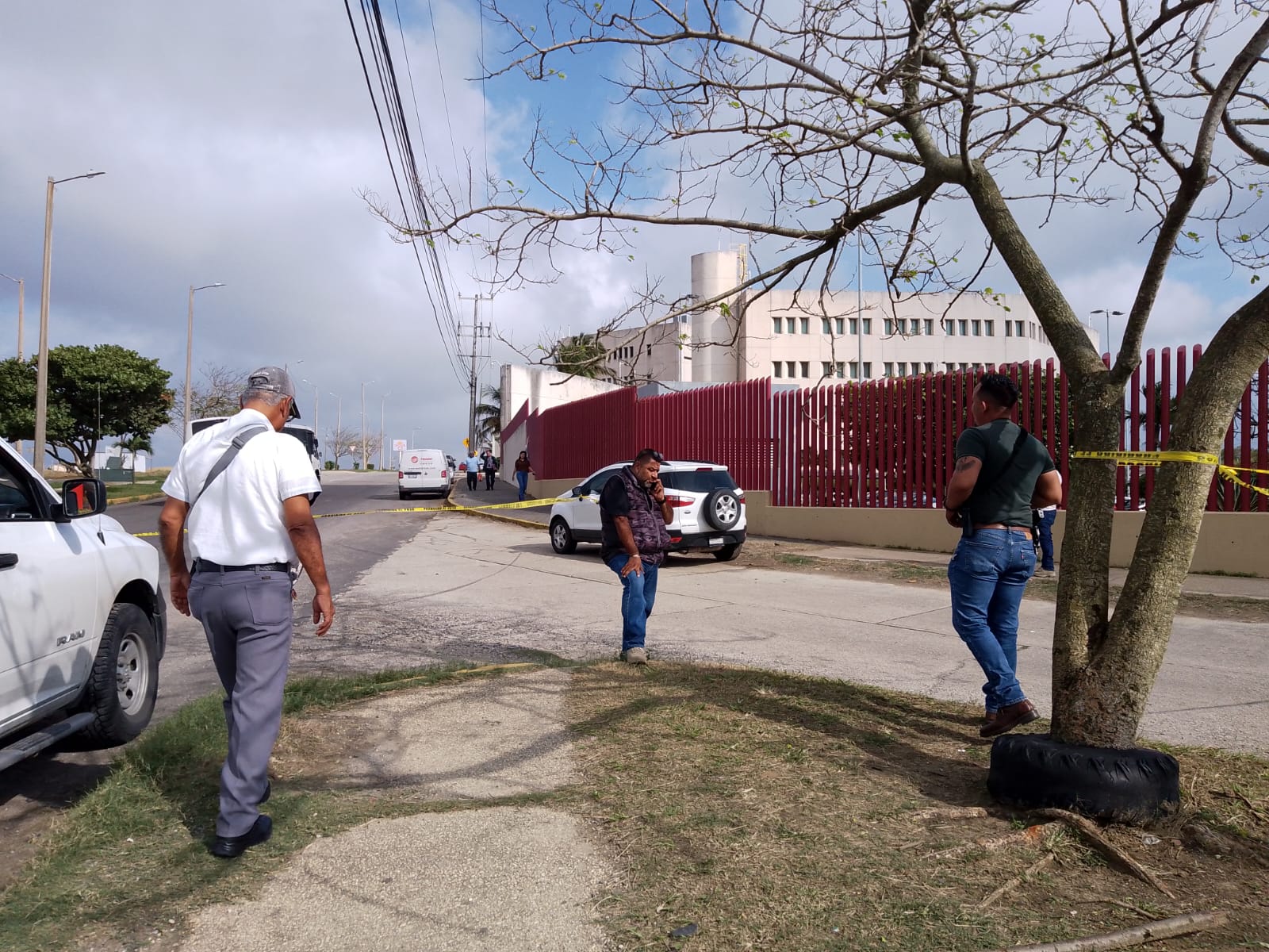 Persecución y balacera entre particulares provoca intensa movilización policiaca