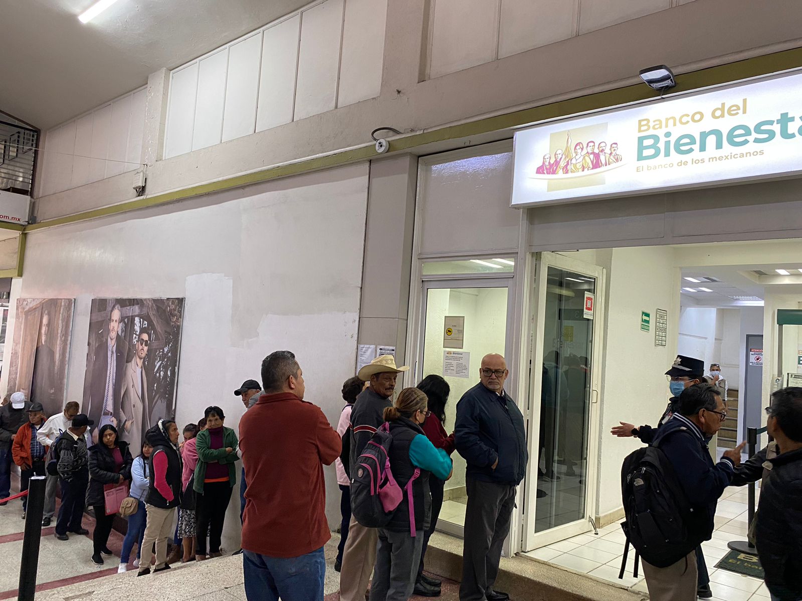 Regalar dinero, sin base productiva, llevará a la quiebra a México