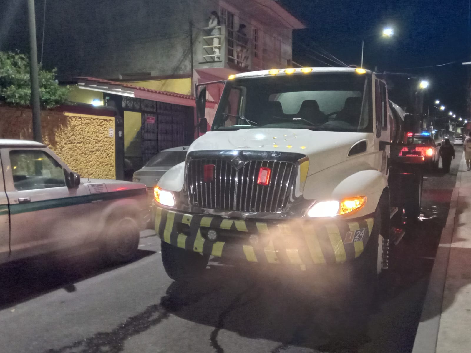 Se incendian cuatro viviendas de madera en Orizaba